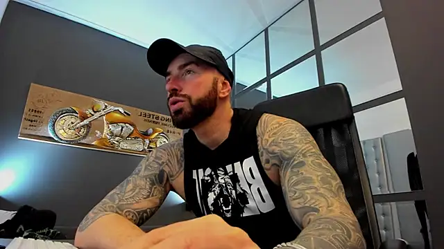 AronGrant online show from February 24, 8:17 am