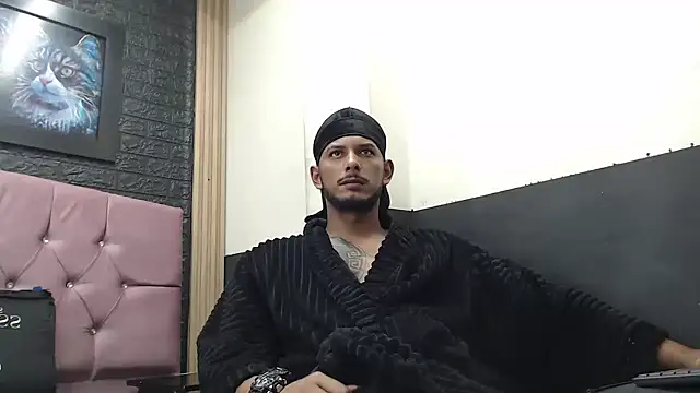 Snapshot of Chris_Dick23 chatting on October 21, 3:53 am Chris Dick23 online show from October 21, 3:53 am