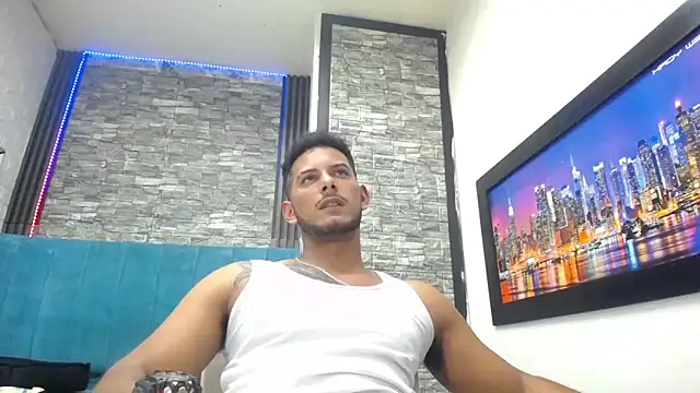 Chris Dick23 online show from February 8, 7:03 am