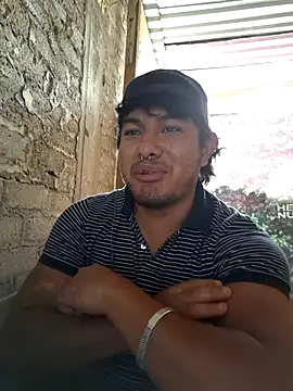 GusssHOT online show from April 13, 4:18 pm