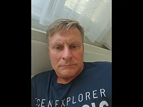 johnnym1 online show from March 18, 12:19 pm