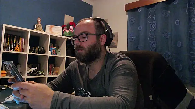 ravingr4d4 online show from January 9, 11:24 pm