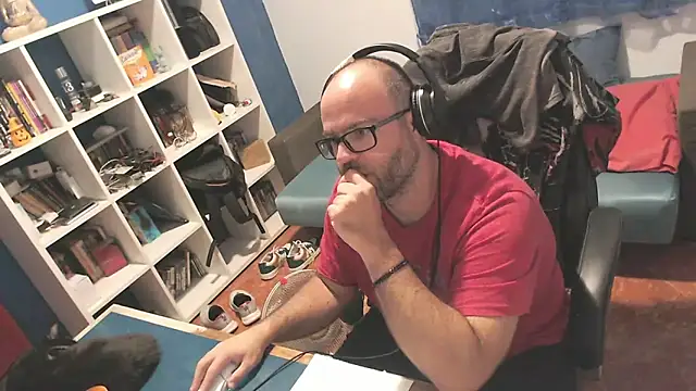 ravingr4d4 online show from September 17, 11:06 pm