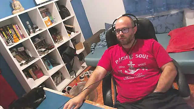 ravingr4d4 online show from September 19, 12:24 am