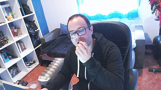 ravingr4d4 online show from February 17, 11:23 am