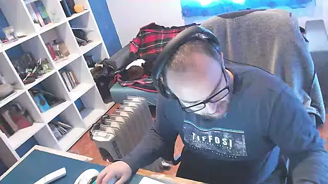 ravingr4d4 online show from March 21, 10:50 am