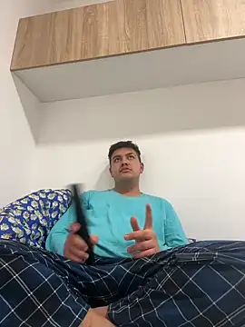 lacikaboyy online show from January 20, 9:43 pm