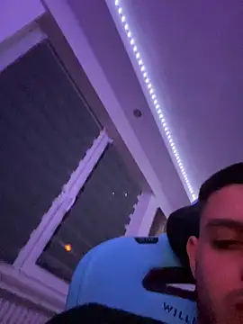 Furko 33 online show from April 26, 1:47 am