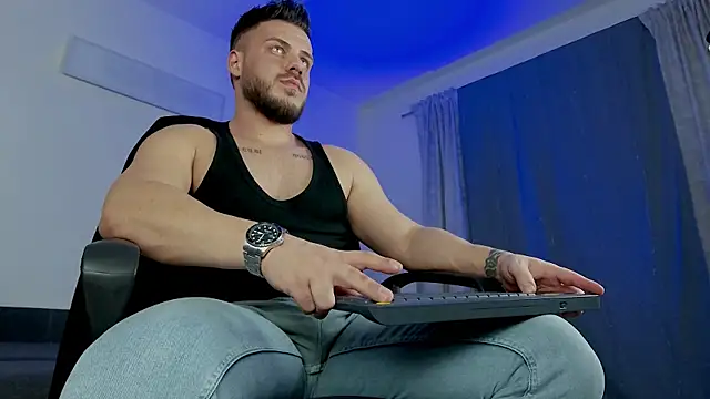 juliusmasters online show from February 9, 8:13 pm