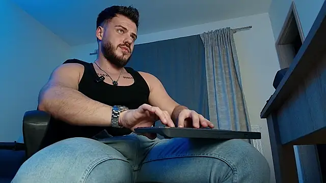 juliusmasters online show from December 23, 11:06 pm