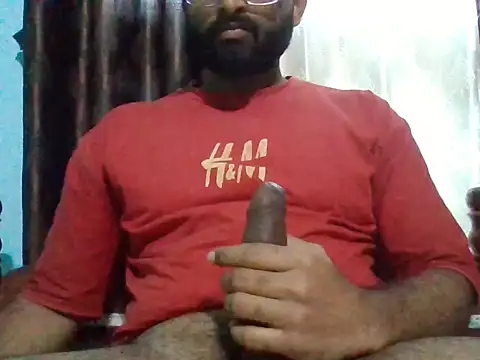 diloKaHacker online show from April 11, 7:45 am