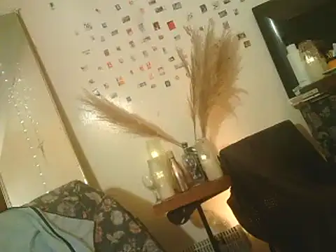 Snapshot of DaddyQuimHot chatting on December 21, 3:03 am DaddyQuimHot online show from December 21, 3:03 am