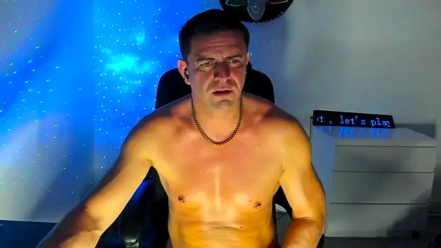 petr37pol online show from April 13, 2:34 am