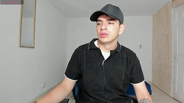 Snapshot of Ares_Johnson chatting on September 23, 11:20 am Ares Johnson online show from September 23, 11:20 am