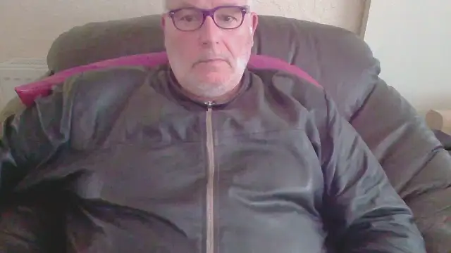 Leatherman63 online show from July 1, 1:23 pm