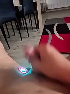 Szeltolo001 online show from March 15, 3:36 am