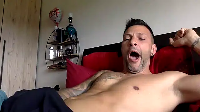 goroasroma90 online show from May 5, 10:17 am