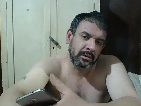 Snapshot of Rodrigo_happy chatting on October 15, 1:57 am Rodrigo happy online show from October 15, 1:57 am