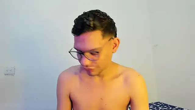 Diego-Monsalve online show from October 3, 10:37 pm