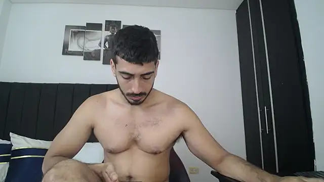 Snapshot of muscle_ares chatting on January 26, 12:22 pm muscle ares online show from January 26, 12:22 pm