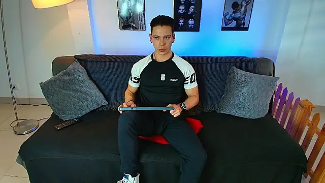 Baxter Dex online show from January 7, 9:20 pm