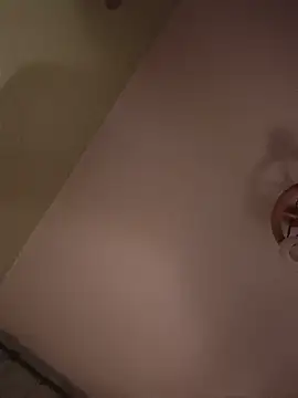 niesmialy39oon online show from September 13, 7:48 pm