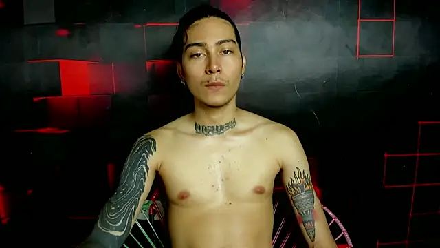 chromeheart  online show from April 12, 8:54 pm