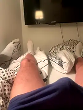 TB1977DK online show from November 23, 11:16 pm