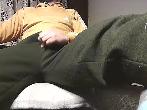 Bigdstar007 online show from January 1, 7:43 pm