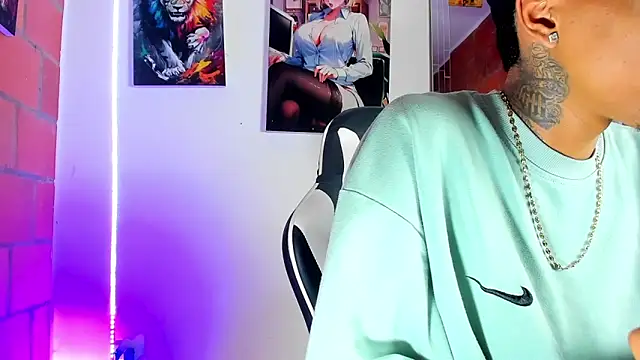 Liam lee online show from March 21, 11:09 pm