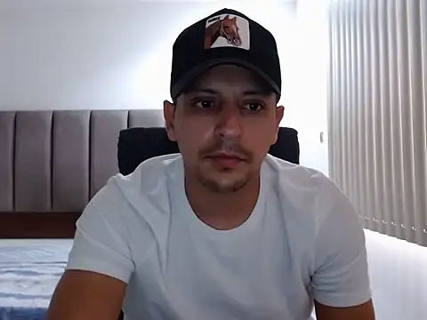 Bamban1419  online show from April 22, 8:13 pm