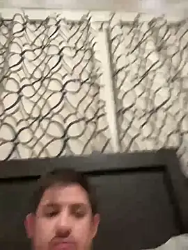 Snapshot of caliguy37 chatting on December 5, 9:06 pm caliguy37 online show from December 5, 9:06 pm