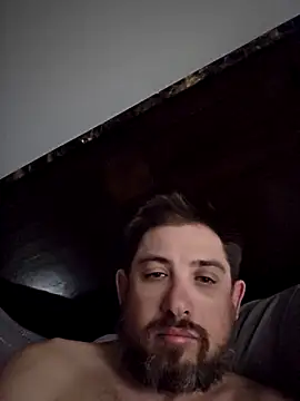 caliguy37 online show from April 15, 2:44 am