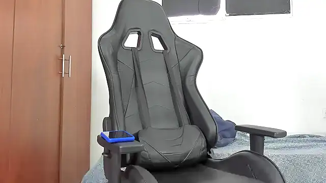 joris vo online show from December 9, 4:07 pm