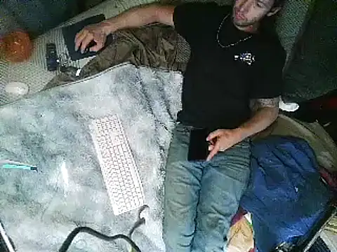 cdressupdiva online show from December 9, 6:55 am