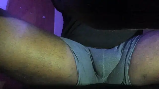 thomas santtos1 online show from June 17, 2:30 pm