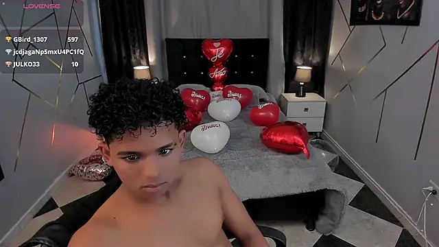 Noah Smith04 online show from February 15, 10:43 pm