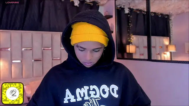 Noah Smith04 online show from November 24, 2:40 pm