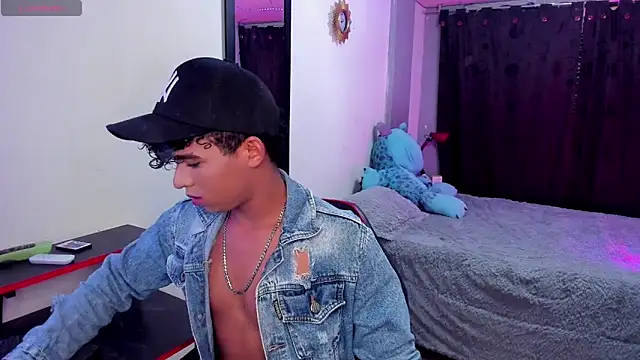 Noah Smith04 online show from October 8, 2:10 pm