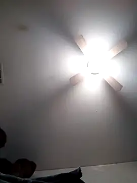 LongDickZee562 online show from February 13, 7:45 am