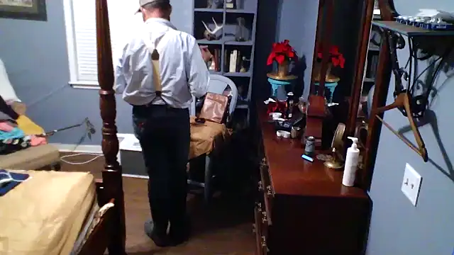 Onesieboy4daddys online show from December 3, 6:30 am