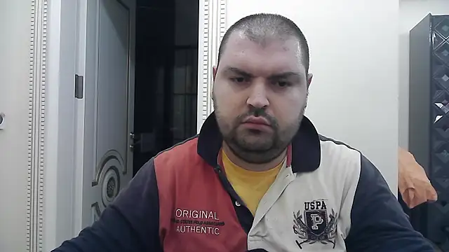 KIZLAZIMYaa online show from April 1, 6:05 pm