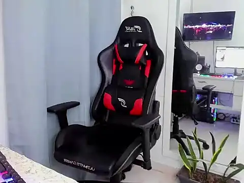 E Moon online show from November 4, 4:24 am