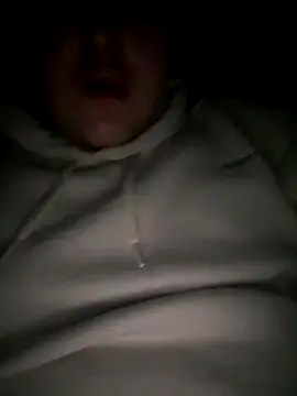 younes402 online show from December 15, 5:04 am