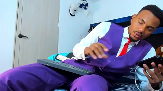 TysonWalkers online show from November 14, 11:06 pm