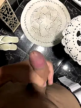 Snapshot of novin19_ chatting on September 9, 8:41 pm novin19 online show from September 9, 8:41 pm