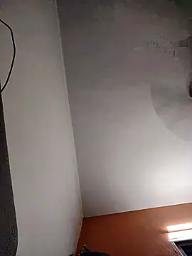 SplitPrestige19 online show from February 17, 5:23 pm