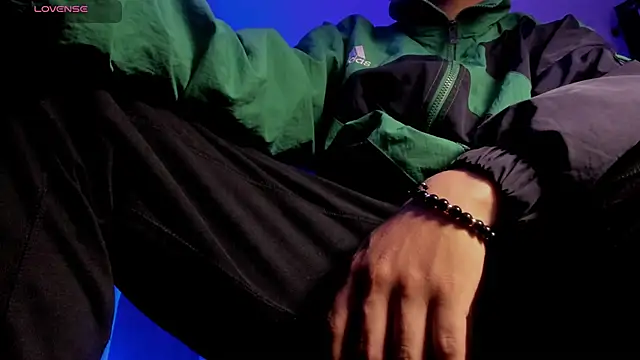 s sven03 online show from March 16, 2:40 am