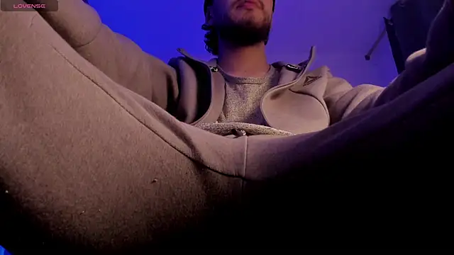 s sven03 online show from March 7, 11:57 pm