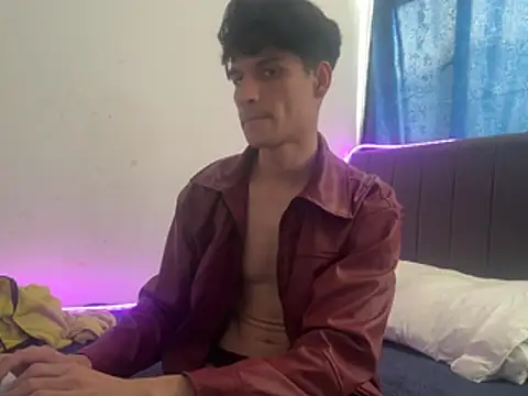 Zlestkarr online show from June 3, 9:31 pm